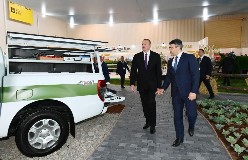 Президент Ильхам Алиев ознакомился с международными выставками WorldFood Azerbaijan и Caspian Agro (ФОТО) (версия 2)