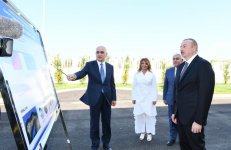Президент Ильхам Алиев принял участие в открытии завода по производству шприцев в Пираллахинском промышленном парке (ФОТО) (версия 2)