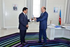 Гаджи Исмайлову, Ядигару Мурадову, Балашу Касумову и Эльману Талыбову вручены государственные награды (ФОТО)