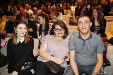 В Баку прошел красочный вечер 25-летия Государственного театра пантомимы (ФОТО)