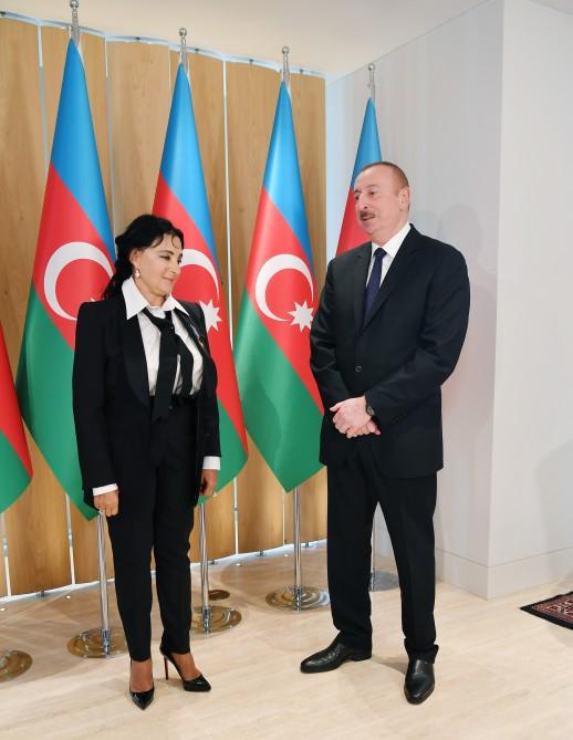 Президент Ильхам Алиев и Первая леди Мехрибан Алиева встретились с главой Всероссийской федерации художественной гимнастики (ФОТО)