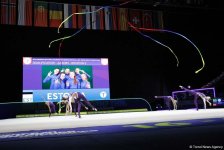 В рамках третьего дня Чемпионата Европы в Баку проходят выступление групповых команд в упражнениях с пятью лентами (ФОТО)