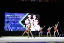 В рамках третьего дня Чемпионата Европы в Баку проходят выступление групповых команд в упражнениях с пятью лентами (ФОТО)