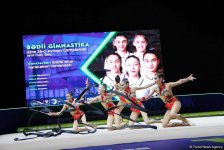 В рамках третьего дня Чемпионата Европы в Баку проходят выступление групповых команд в упражнениях с пятью лентами (ФОТО)