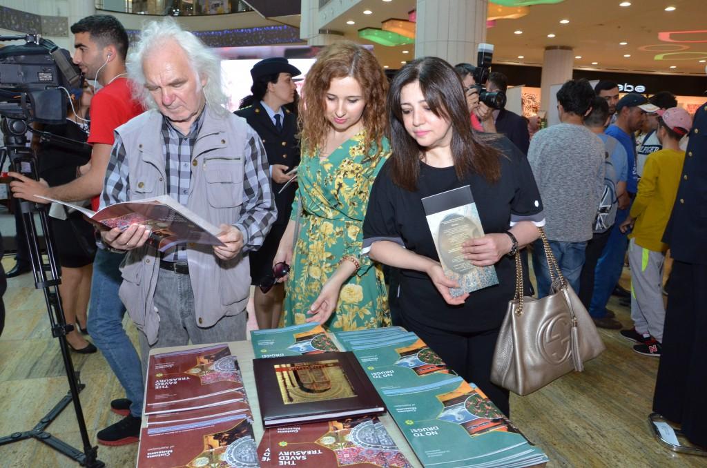 Торговый центр в Баку на несколько дней превратился в музейный центр (ФОТО)