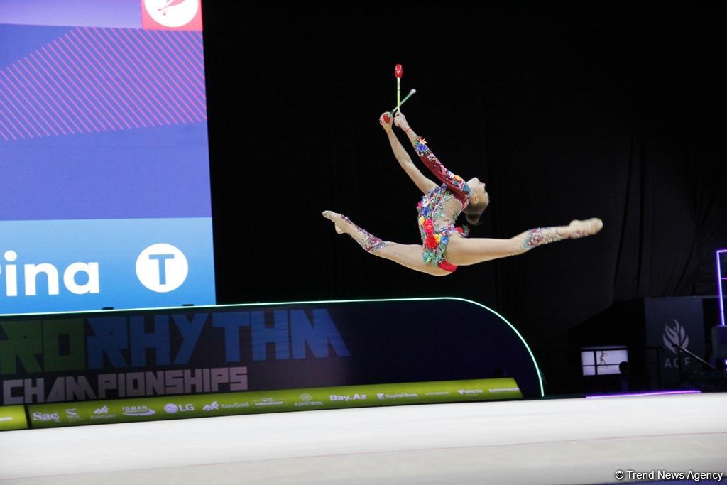 Лучшие моменты финальных соревнований Чемпионата Европы по художественной гимнастике в Баку (ФОТО)