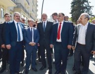 Президент Ильхам Алиев и Первая леди Мехрибан Алиева приняли участие в открытии Центрального парка и сквера в Баку (ФОТО)