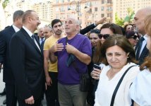 Президент Ильхам Алиев и Первая леди Мехрибан Алиева приняли участие в открытии Центрального парка и сквера в Баку (ФОТО)