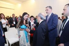 Вице-президент Фонда Гейдара Алиева Лейла Алиева приняла участие в I Азербайджанском международном конгрессе специалистов по гематологии (ФОТО)