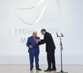 Вице-президент Фонда Гейдара Алиева Лейла Алиева приняла участие в церемонии открытия выставки всемирно известного художника Зураба Церетели (ФОТО)