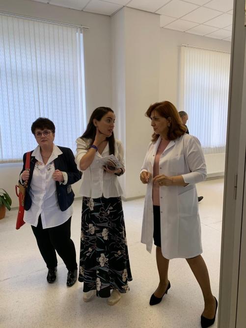 Вице-президент Фонда Гейдара Алиева Лейла Алиева посетила НИИ гематологии и трансфузиологии в Баку (ФОТО)