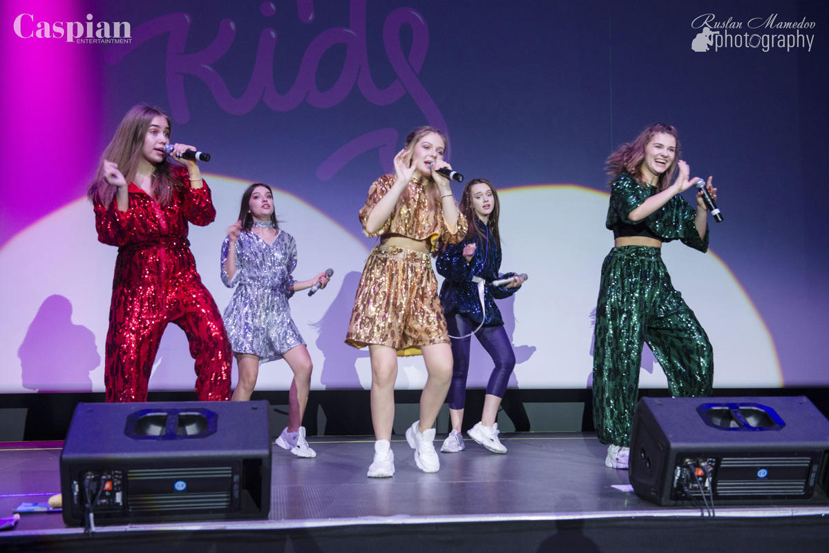 Волшебное шоу Open Kids  в Баку (ФОТО)