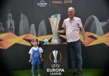 Оуэн и Тольдо открыли Фестиваль Лиги Европы УЕФА в Баку (ФОТО)