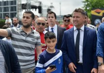 Оуэн и Тольдо открыли Фестиваль Лиги Европы УЕФА в Баку (ФОТО)