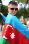 На Бульваре прошел флешмоб с флагами Азербайджана "Вместе исполним Гимн" (ВИДЕО/ФОТО)