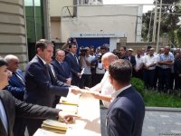 Ко Дню Республики инвалиды Карабахской войны получили в дар от государства 50 автомобилей (ФОТО)