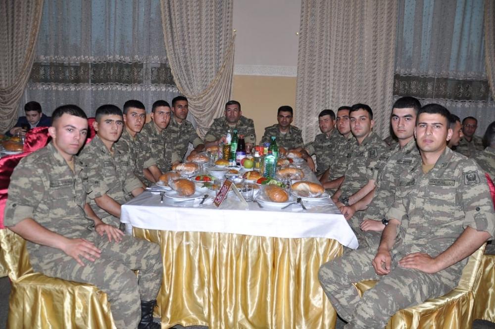 Фонд Гейдара Алиева организовал ифтар в Агджабеди и Геранбое (ФОТО)