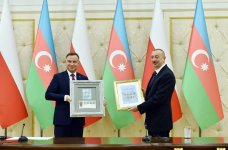Президенты Азербайджана и Польши выступили с заявлениями для печати (ФОТО)