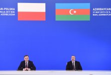 В Баку состоялся азербайджано-польский бизнес-форум (ФОТО)