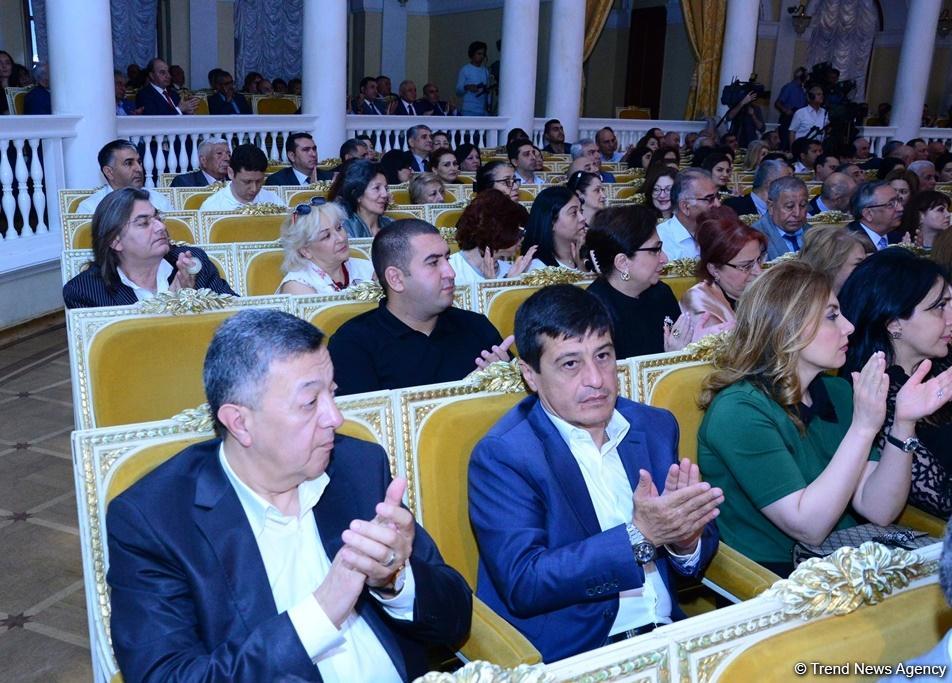 В Баку отметили 100-летие Исмаила Шихлы (ФОТО)