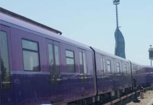Baku obtains 10 new subway trains (PHOTO/VIDEO)