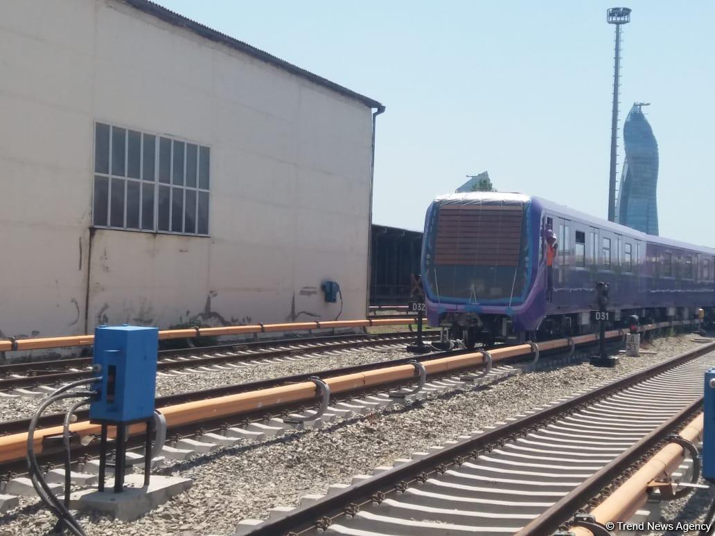Baku obtains 10 new subway trains (PHOTO/VIDEO)