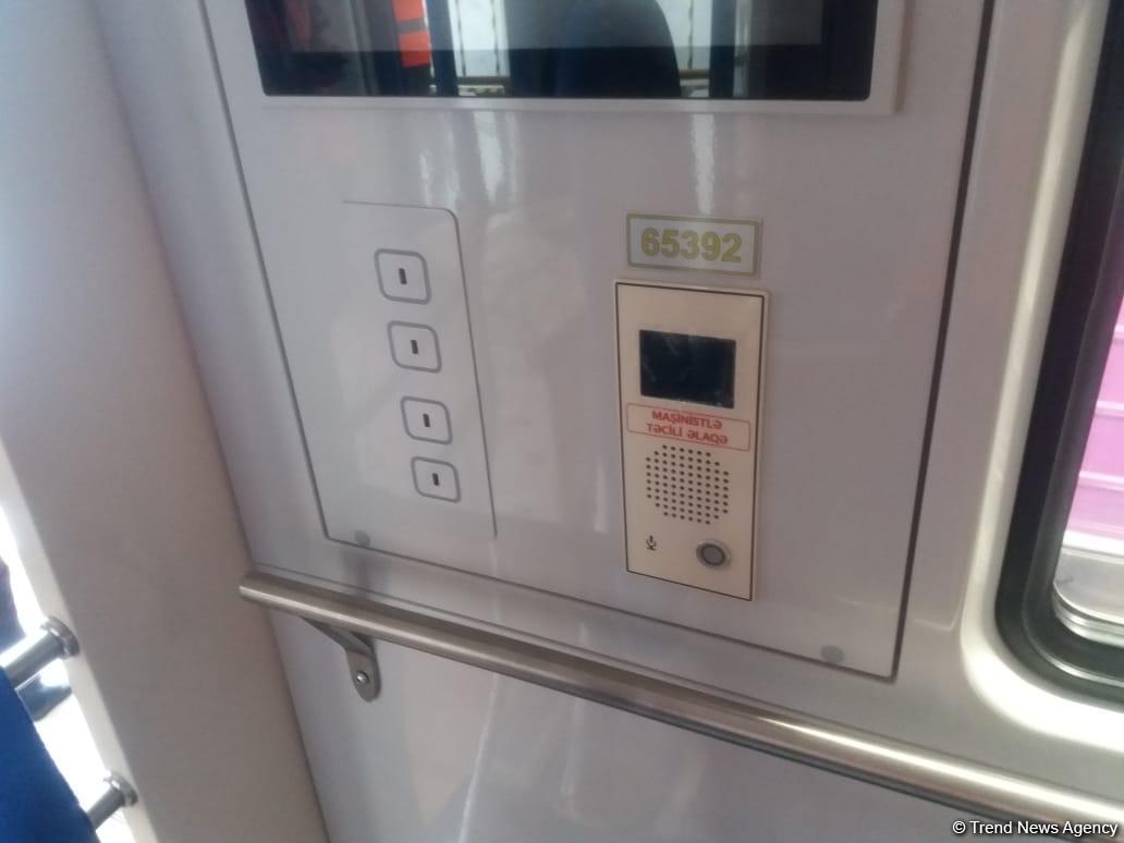 Baku obtains 10 new subway trains (PHOTO/VIDEO)