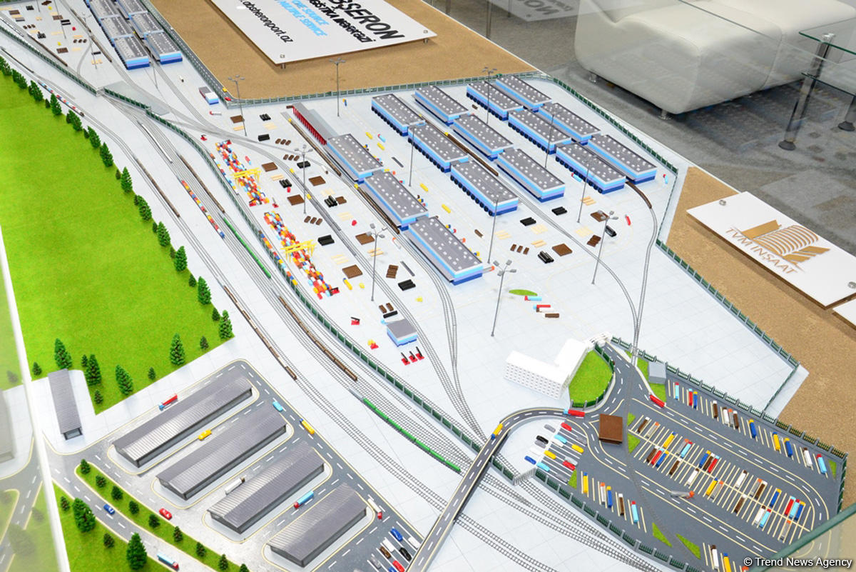 Azerbaijani minister: transport sector to continue rapid growth (PHOTO)