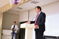 Посвящается учителям Азербайджана от благодарных учеников! Последний звонок… (ВИДЕО, ФОТО)