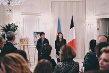 В Париже открылась выставка в честь Насими -  среди гостей потомки Шарля дэ Голля и Льва Толстого (ВИДЕО, ФОТО)