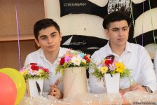 "Последний звонок" в бакинских школах (ФОТО)
