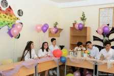 "Последний звонок" в бакинских школах (ФОТО)