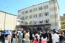 "Последний звонок" в бакинских школах (ФОТО)