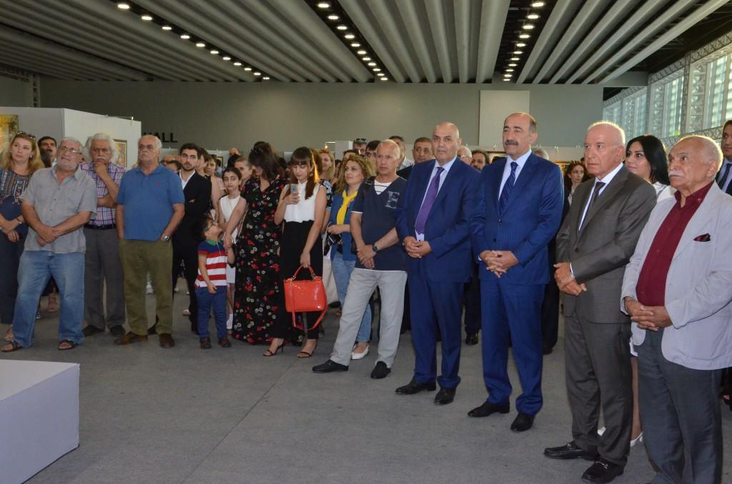 Купи произведение и забери домой или в офис! В Баку открылась первая Республиканская выставка-продажа  (ФОТО)