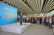 Купи произведение и забери домой или в офис! В Баку открылась первая Республиканская выставка-продажа  (ФОТО)