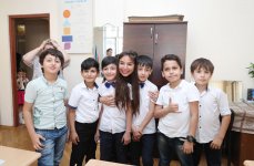 Вице-президент Фонда Гейдара Алиева Лейла Алиева посетила столичные школы-интернаты номер 4 и 3 (ФОТО) (версия 2)