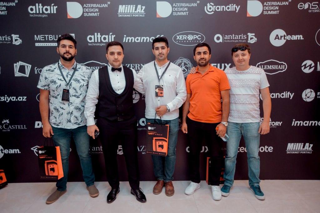 В Баку прошел Azerbaijan Design Summit - большой интерес молодежи (ФОТО)