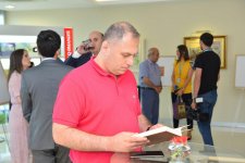 В Xalq Bank состоялась торжественная презентация полного собрания сочинений Мирзы Шафи Вазеха  (ФОТО)