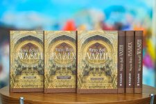 В Xalq Bank состоялась торжественная презентация полного собрания сочинений Мирзы Шафи Вазеха  (ФОТО)