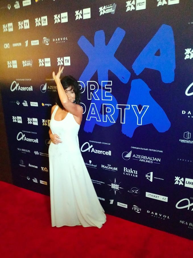 Все звезды на красной дорожке pre-party фестиваля  "ЖАРА 2019" в Баку (ФОТО)