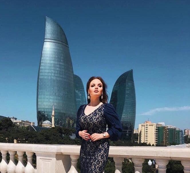 Российская писательница и журналистка приглашает в Азербайджан (ФОТО)