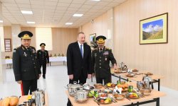Президент Ильхам Алиев ознакомился с условиями после реконструкции в Военном лицее им. Дж. Нахчыванского (ФОТО)
