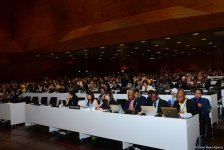 UNESCO session participants in Baku mull report on strengthening dialogue (PHOTO)