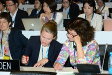 UNESCO session participants in Baku mull report on strengthening dialogue (PHOTO)