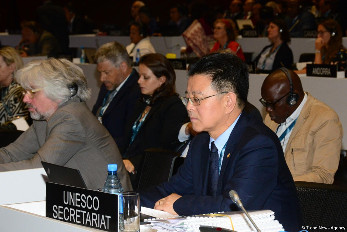 UNESCO session participants in Baku mull report on strengthening dialogue (PHOTO)