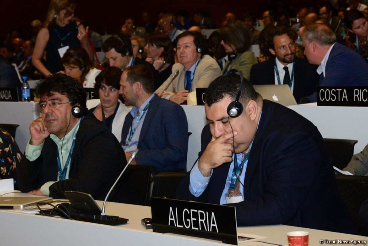 UNESCO session participants in Baku mull report on strengthening dialogue (PHOTO)