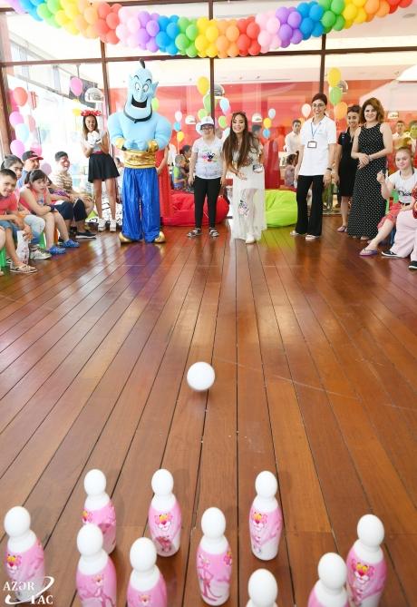 Leyla Aliyeva attends entertainment show organized by the Heydar Aliyev Foundation for children (PHOTO)