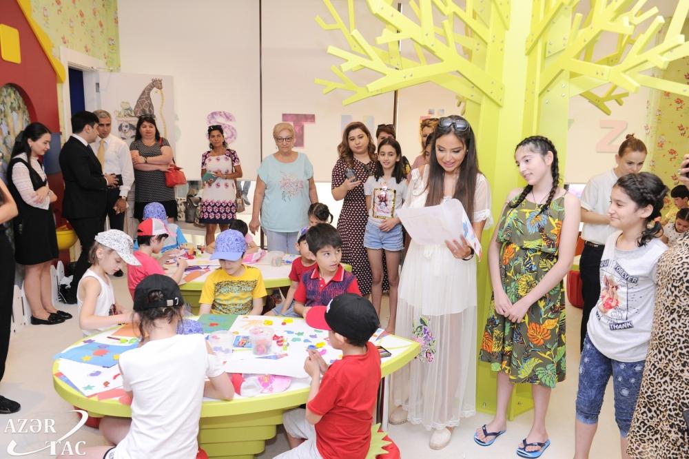 Leyla Aliyeva attends entertainment show organized by the Heydar Aliyev Foundation for children (PHOTO)