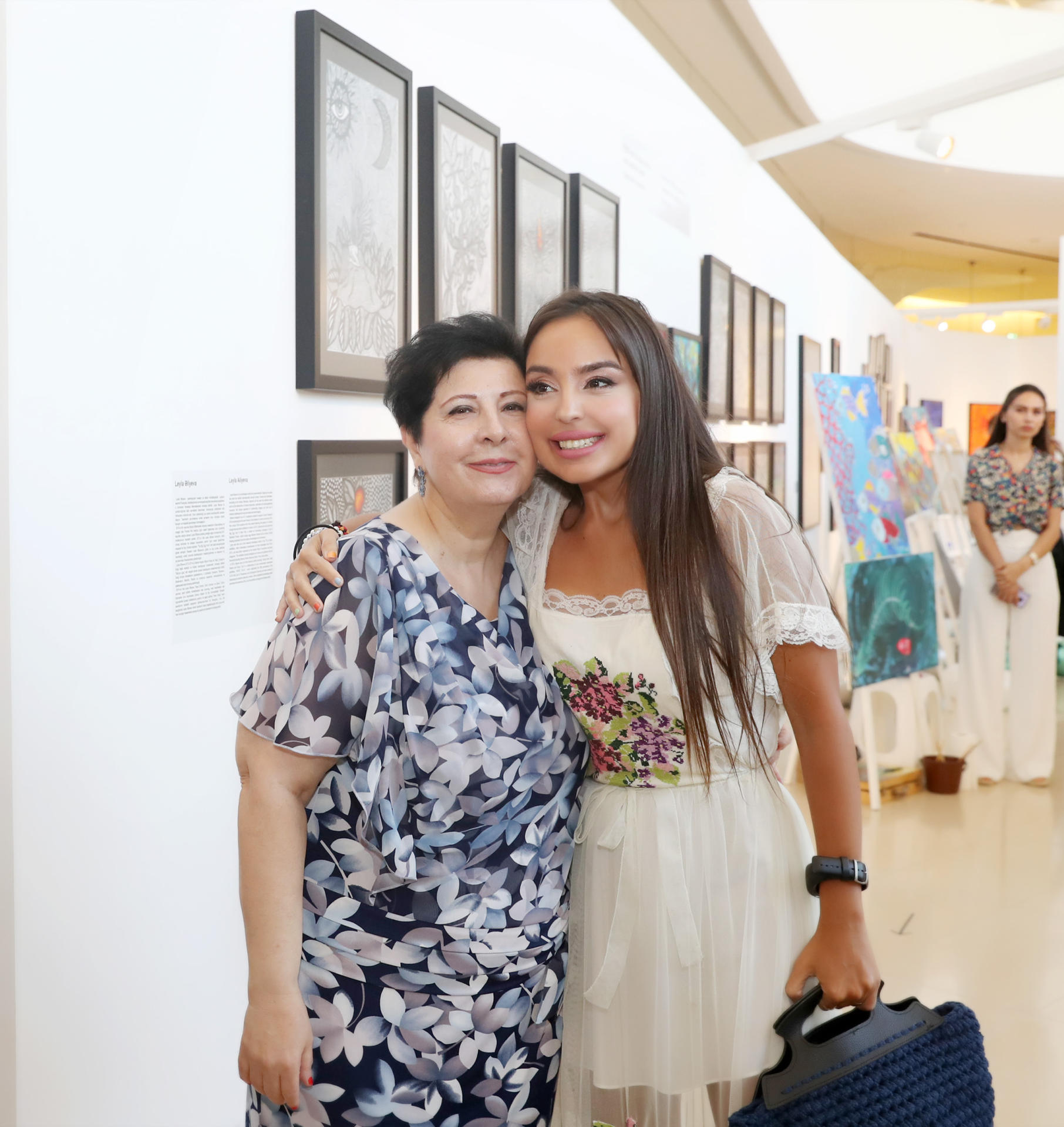 Vice-President of Heydar Aliyev Foundation Leyla Aliyeva views “Live Life” exhibition (PHOTO)