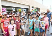 Leyla Aliyeva attends entertainment show organized by the Heydar Aliyev Foundation for children (PHOTO)